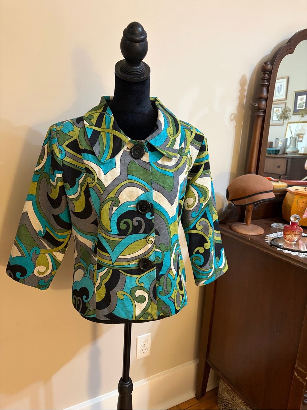 SilkLand Teal, Green & Black Abstract Button-Front Jacket